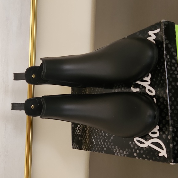 Sam Edelman - Picture 3 of 6